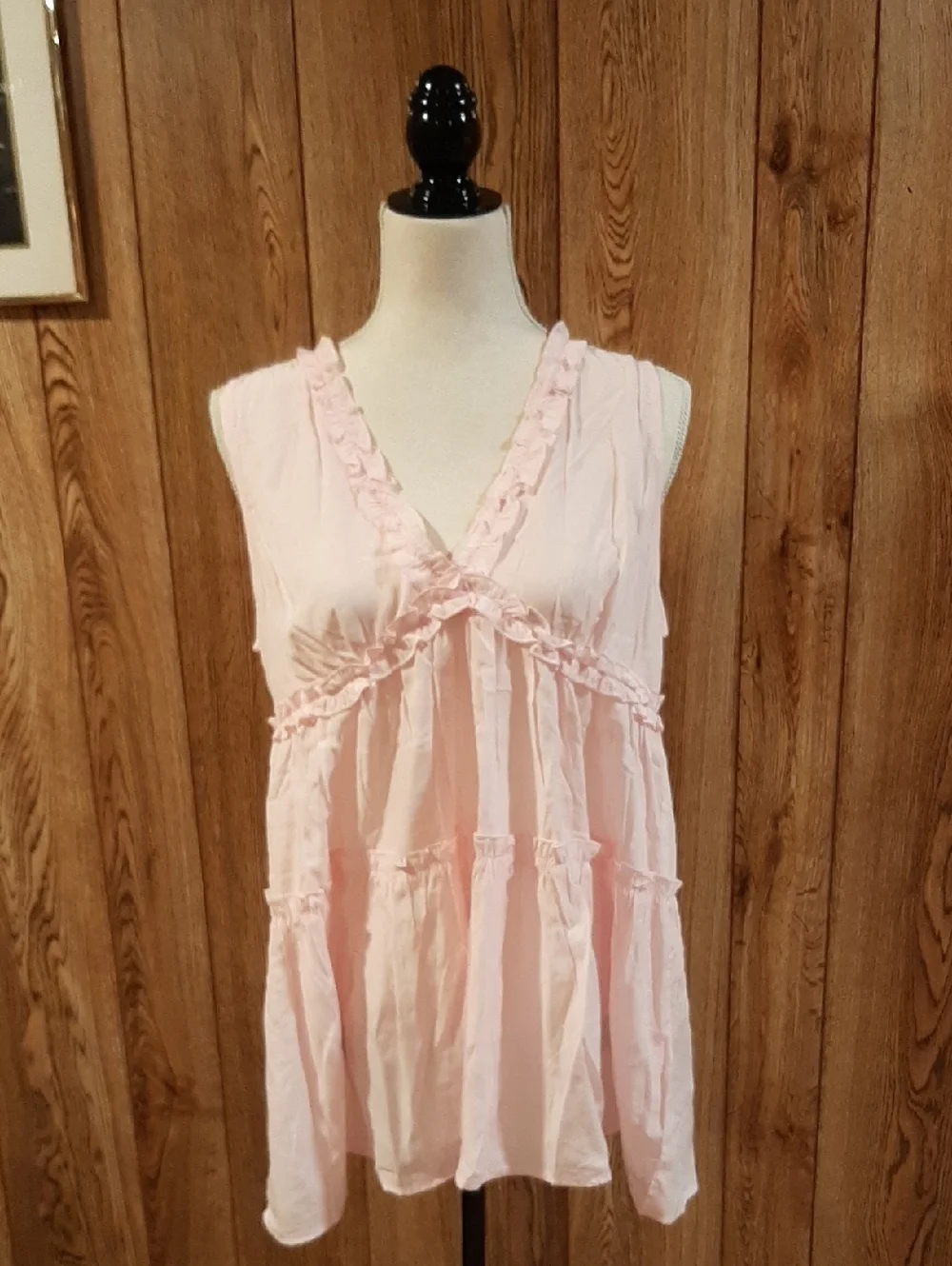 🥀🍋NWT BiBi Pink Ruffle Tiered/Flowy Tank Top (L)🥀 - Picture 1 of 7